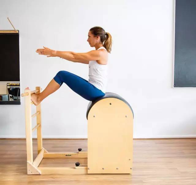 Pilates Yoga Or - Braune Eichen-Fitnessausrüstung: Verstellbare Pilates-Leiter für Yoga-Training